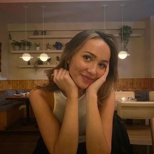 Meet your Posher, Annabel